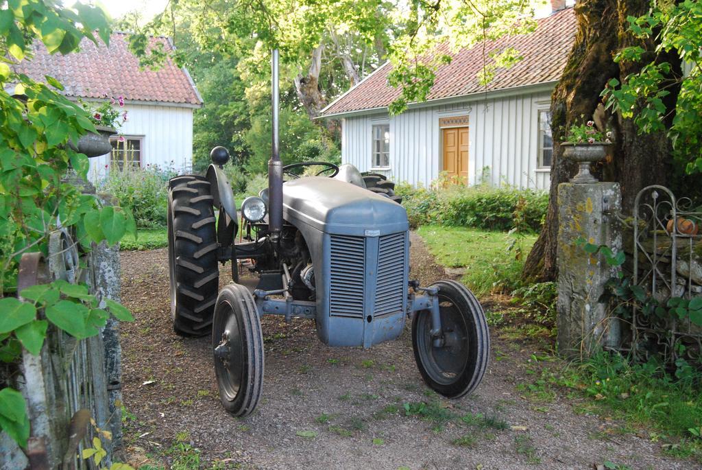 Naestegarden Bed & Breakfast Sätuna Екстериор снимка