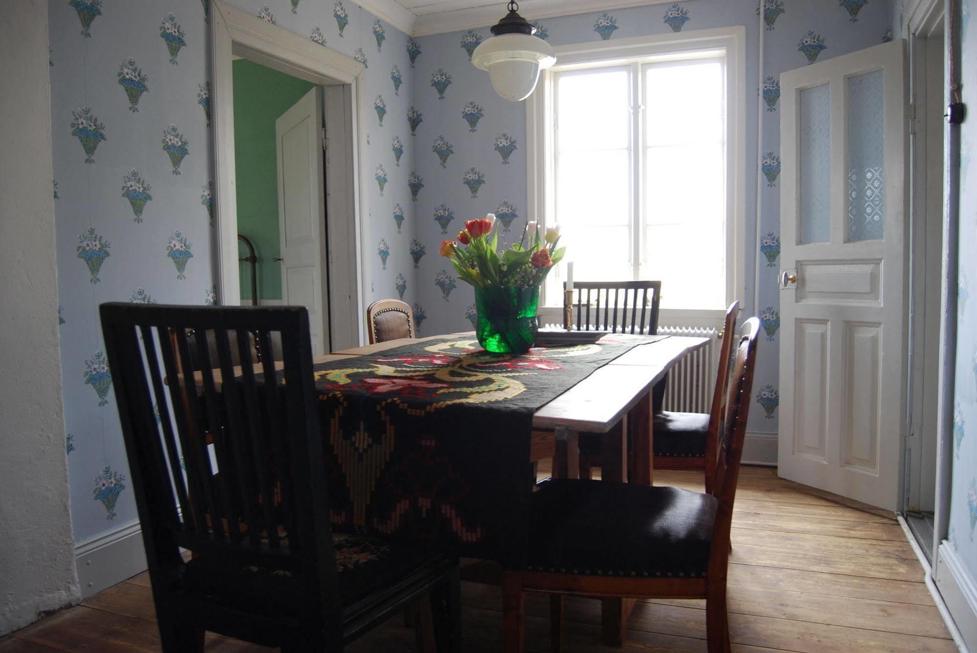 Naestegarden Bed & Breakfast Sätuna Екстериор снимка